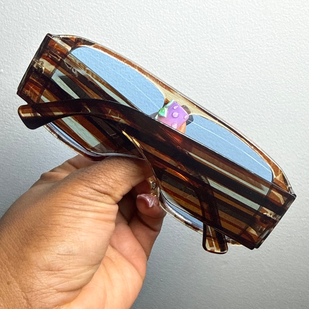BROWN PRINT BLUE LENS SUNGLASSES